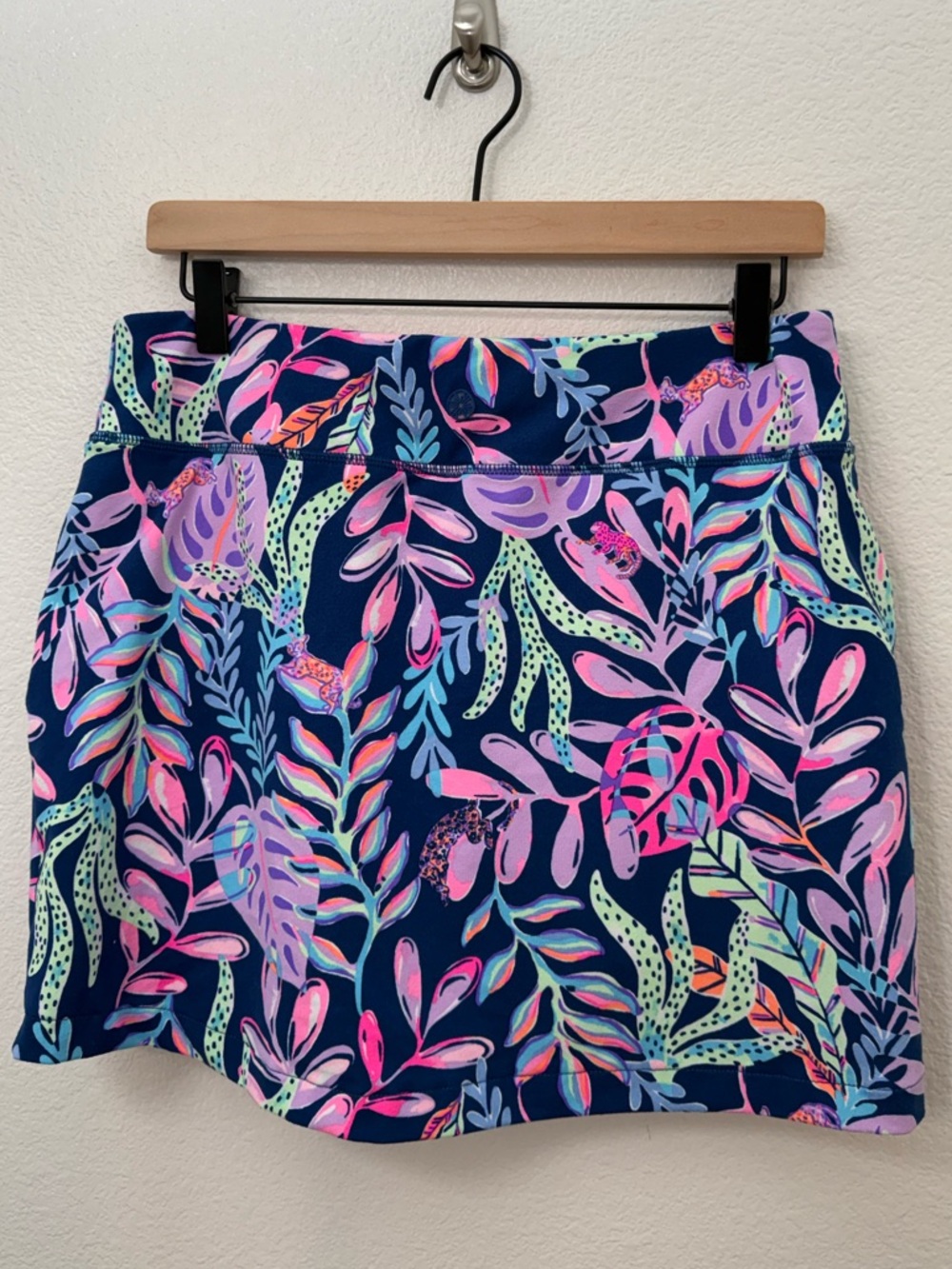 Lilly Pulitzer Luxletic Sabbia Skort You've Been Spotted Oyster Bay Navy Medium - Picture 4 of 12